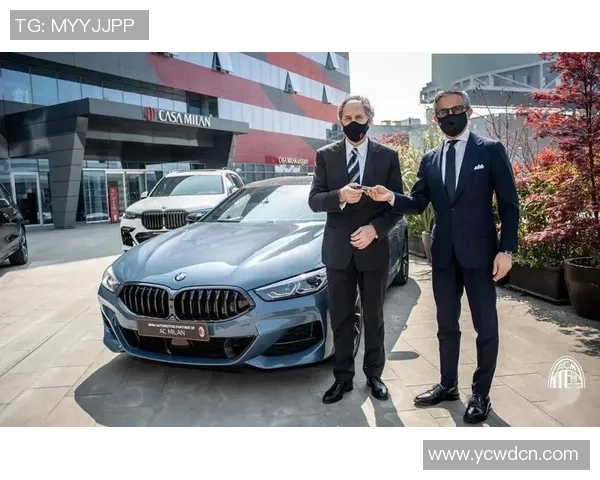 足球明星与宝马完美结合的精彩图片欣赏与背后故事分享